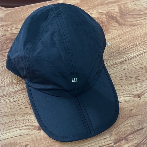 Yeezy black hat - Picture 5 of 5